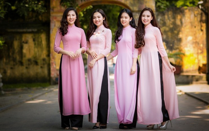 aodai2jyvk-1-16451003513161678103320-0-0-464-742-crop-16451041356011908309115