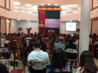 Nữ trí thức với "An toàn thực phẩm thức ăn đường phố"